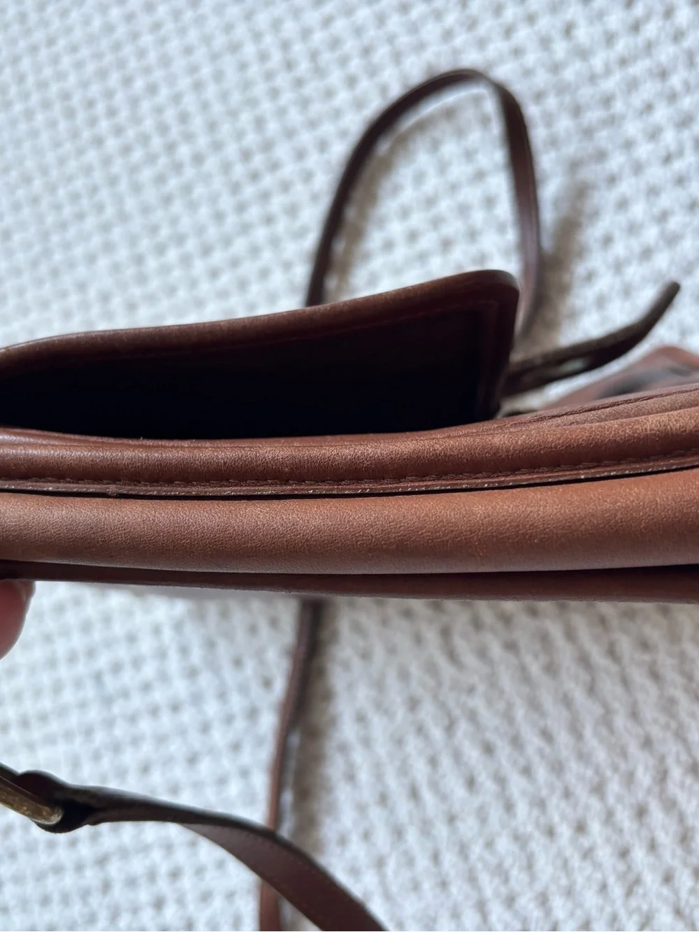 Vintage 1980s Coach burnished  Brown Leather Messenger Bag